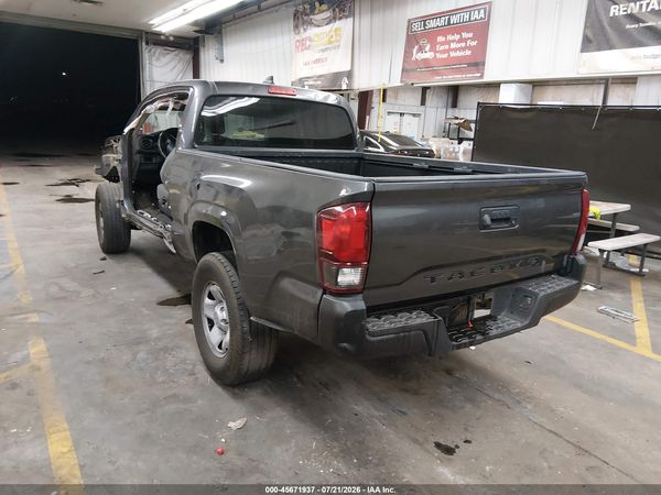 2018 TOYOTA TACOMA SR