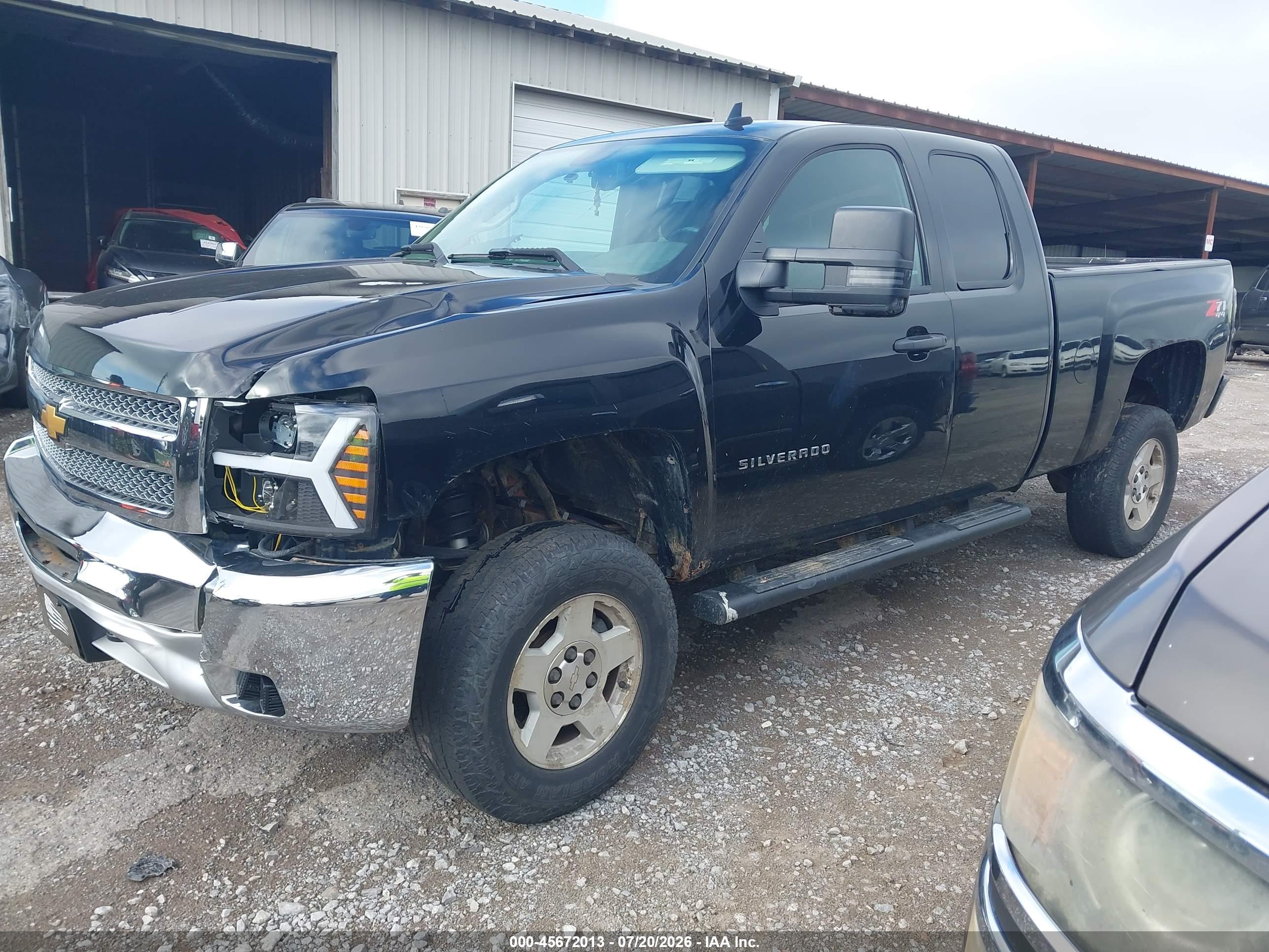 2013 CHEVROLET SILVERADO 1500 LT — I2