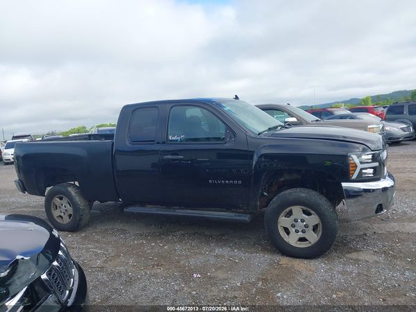 2013 CHEVROLET SILVERADO 1500 LT — I116