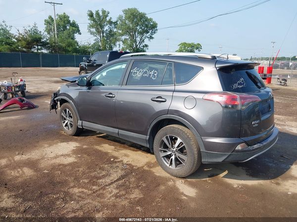 2016 TOYOTA RAV4 XLE