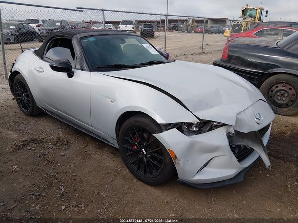 2017 MAZDA MX-5 MIATA Club