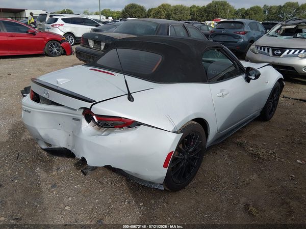 2017 MAZDA MX-5 MIATA Club