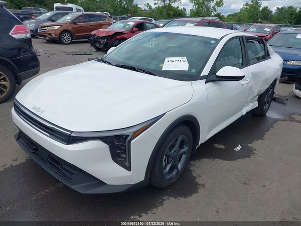 2025 KIA K4 LXS