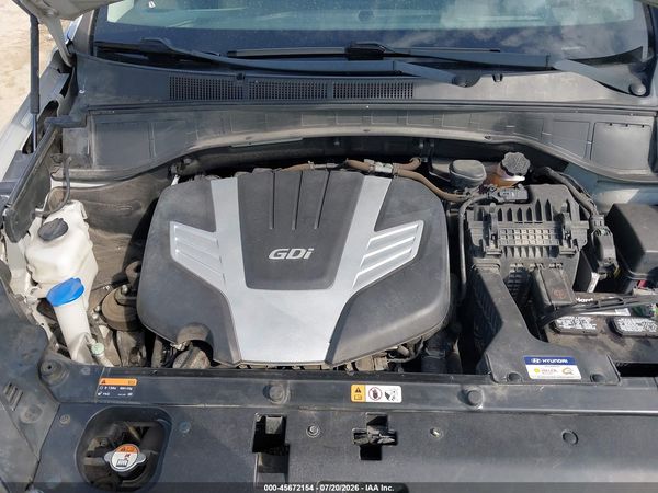 2018 HYUNDAI SANTA FE SE