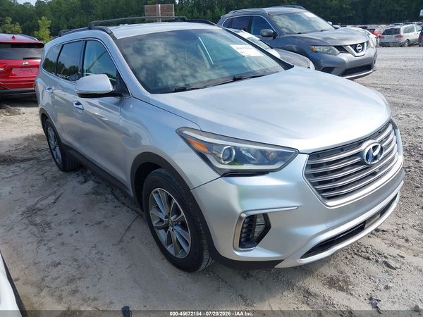 2018 HYUNDAI SANTA FE SE