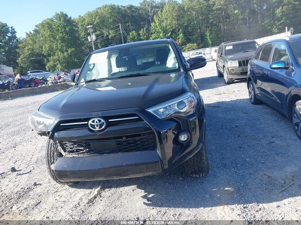2022 TOYOTA 4RUNNER SR5
