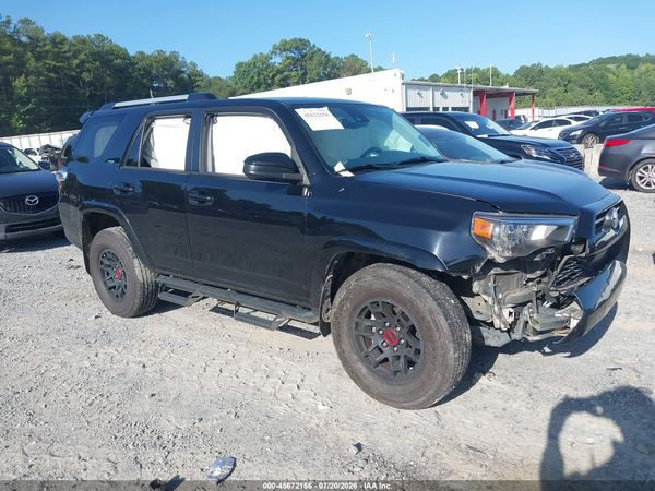 2022 TOYOTA 4RUNNER SR5