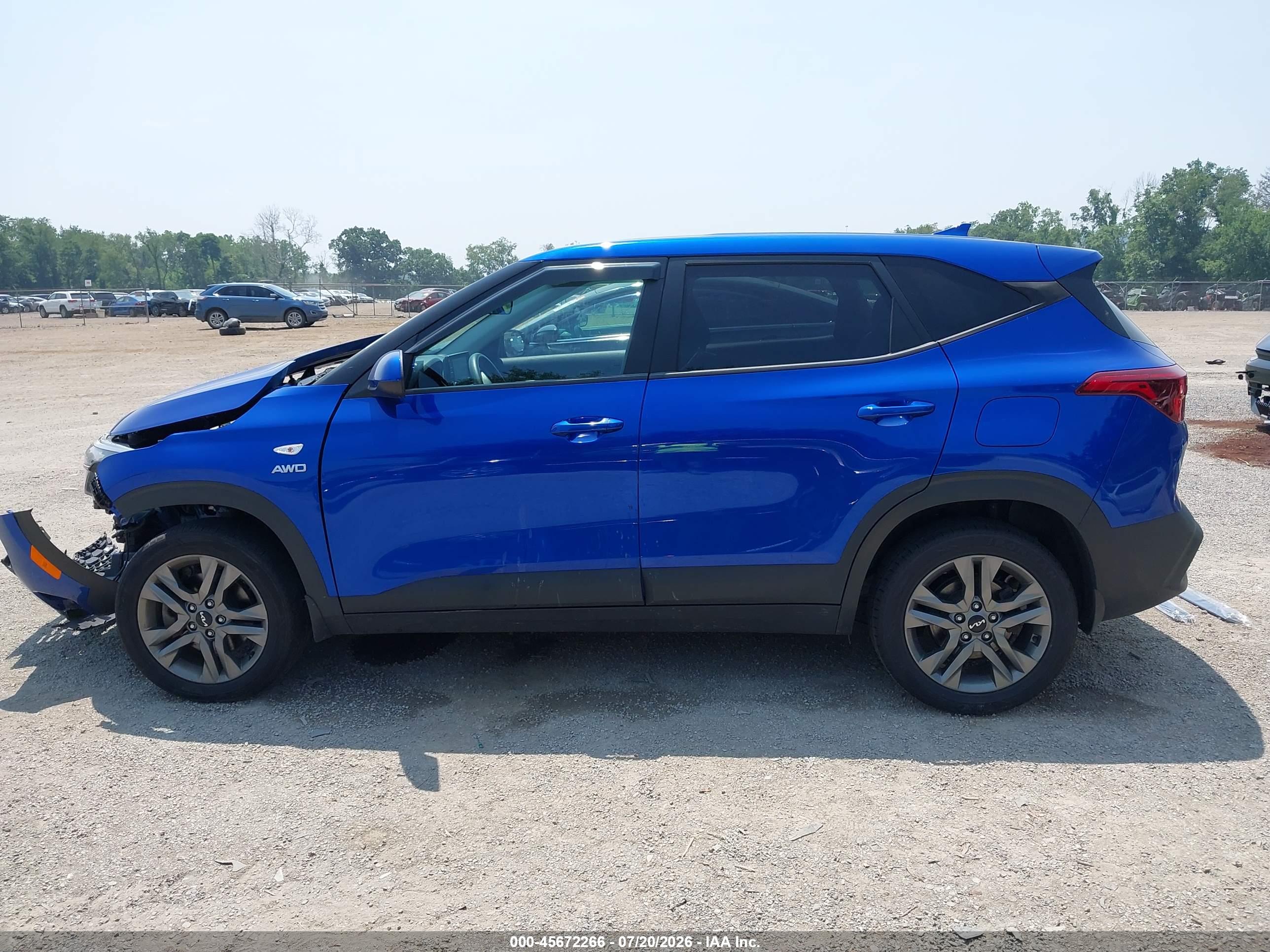 2023 KIA SELTOS LX