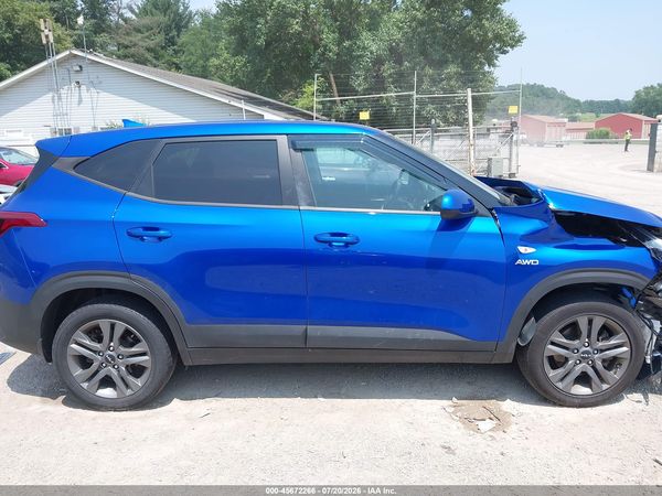 2023 KIA SELTOS LX
