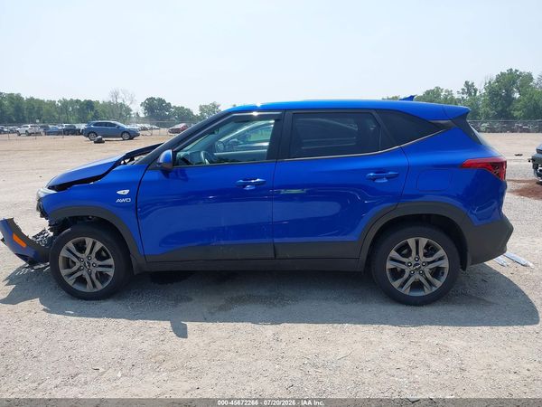 2023 KIA SELTOS LX