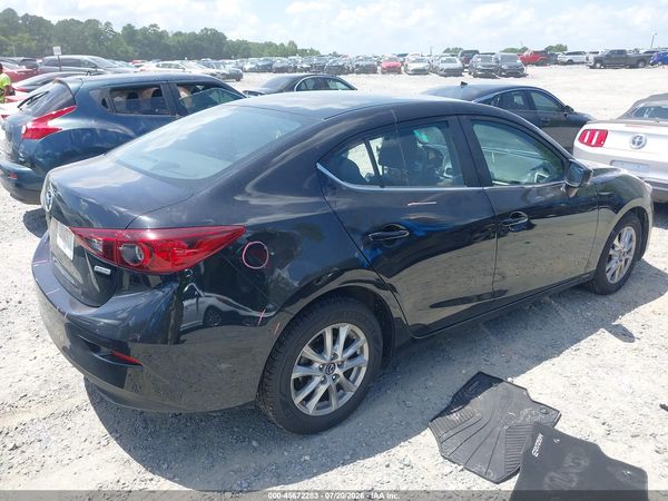 2017 MAZDA MAZDA3 SPORT
