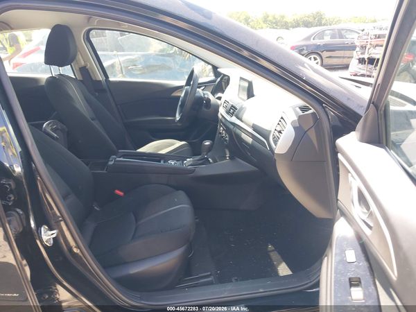 2017 MAZDA MAZDA3 SPORT