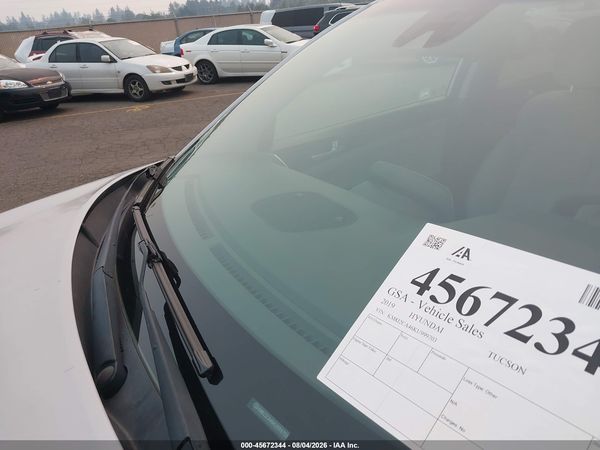2019 HYUNDAI TUCSON SE