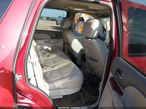 2013 CHEVROLET TAHOE LT — I8