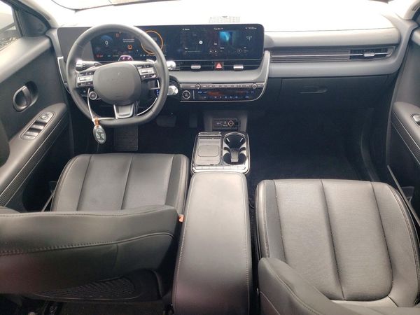 2025 HYUNDAI IONIQ 5 SEL