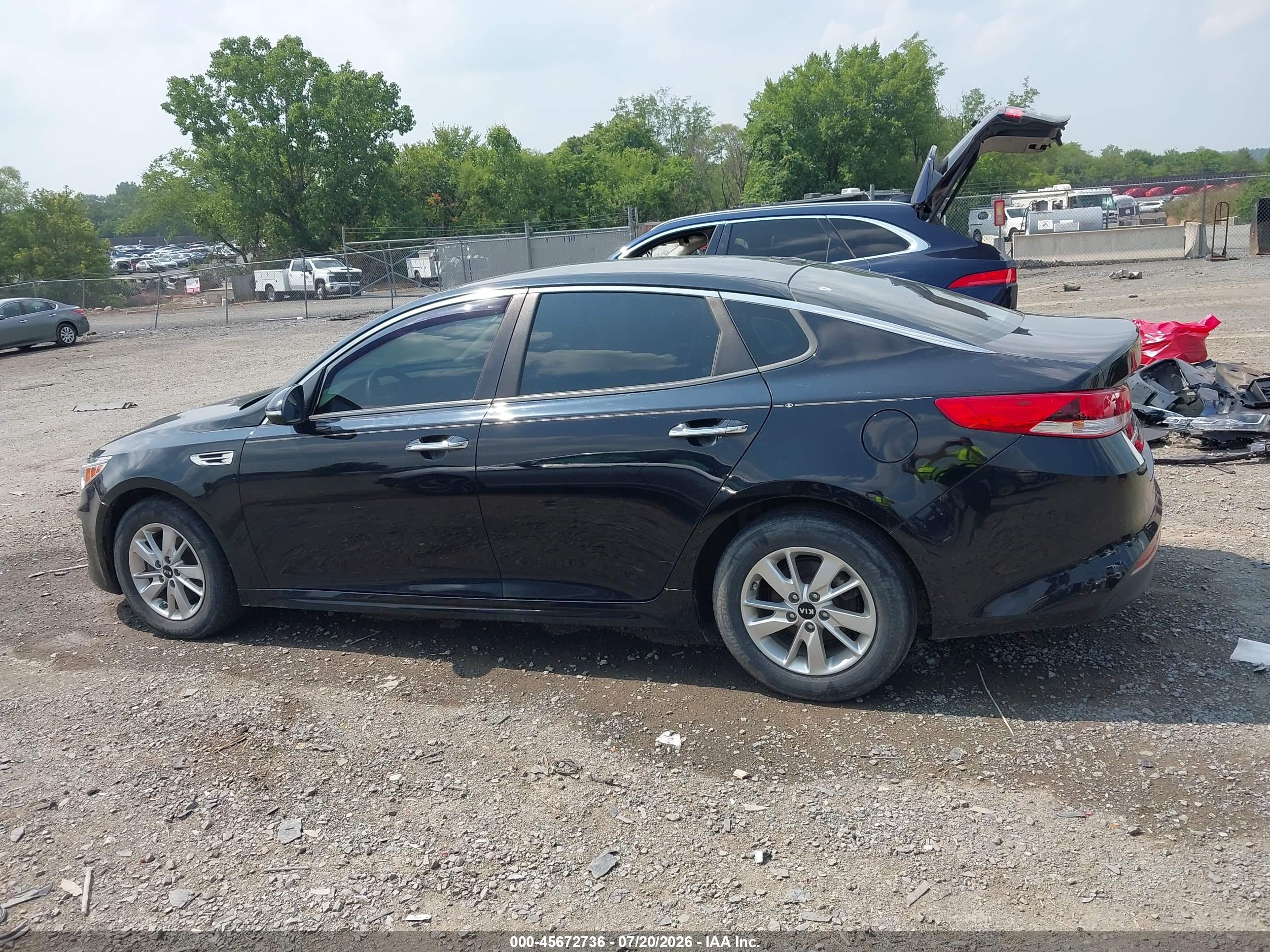 2017 KIA OPTIMA LX