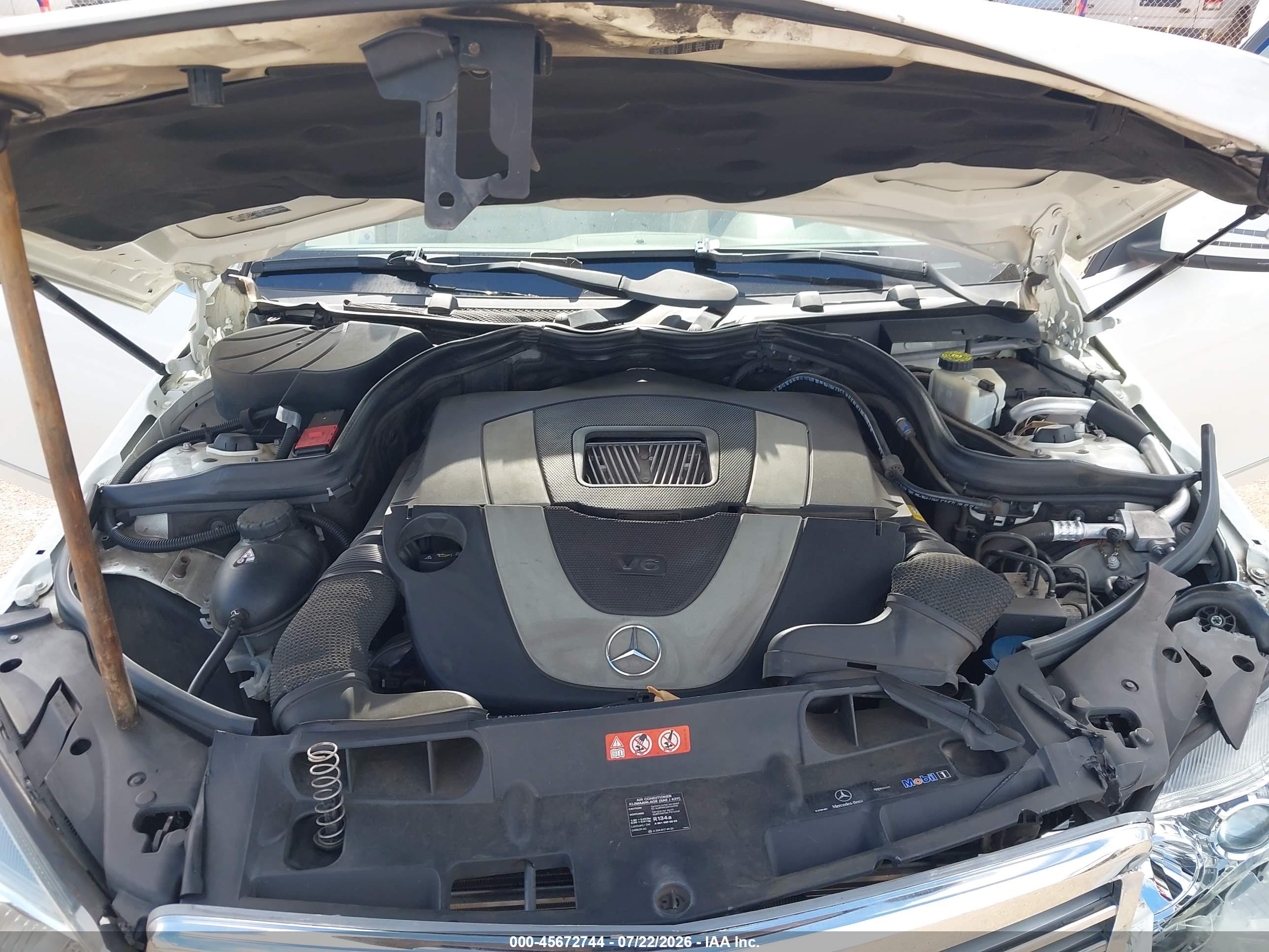 2010 MERCEDES-BENZ C 300 C300