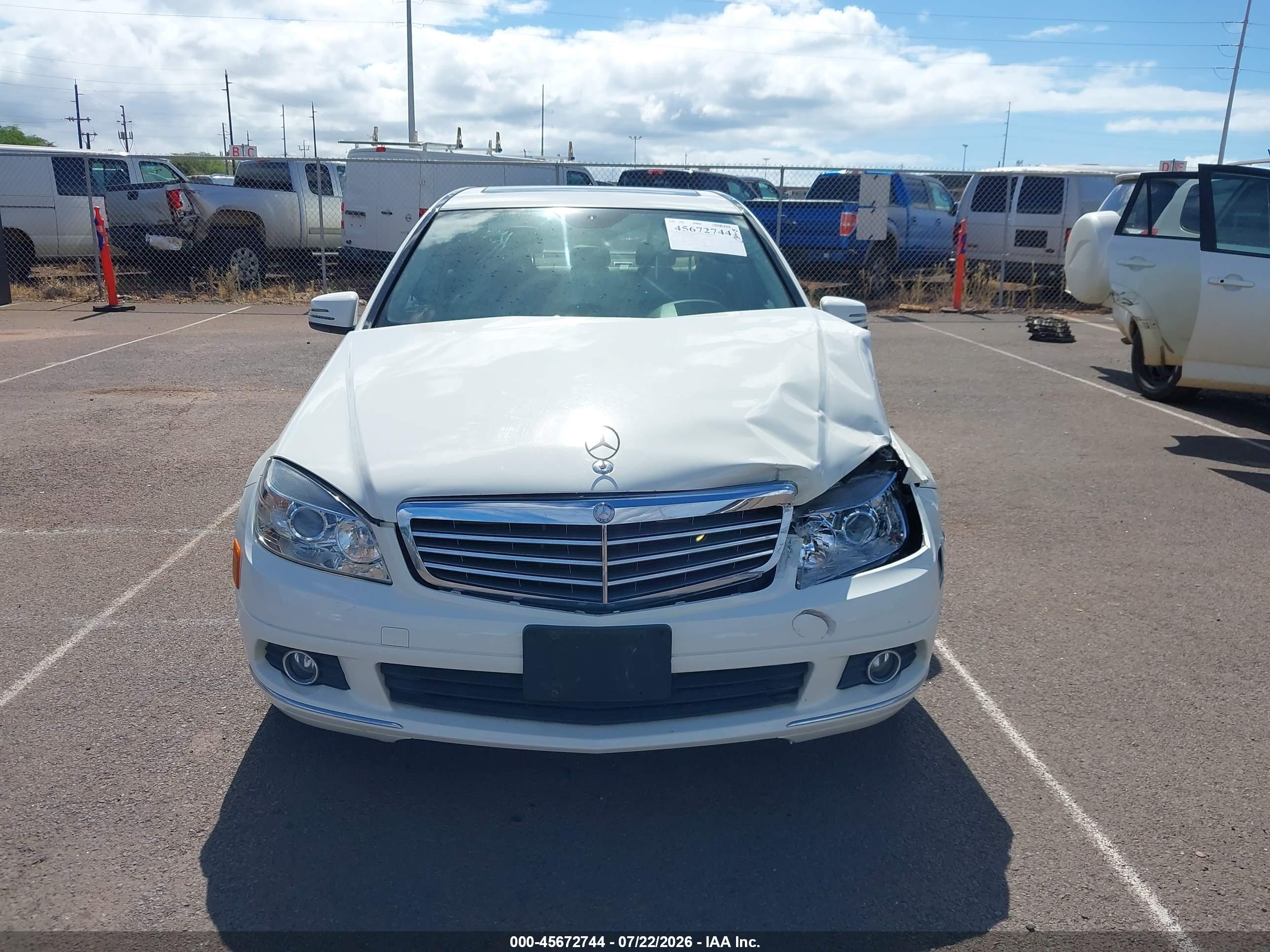 2010 MERCEDES-BENZ C 300 C300