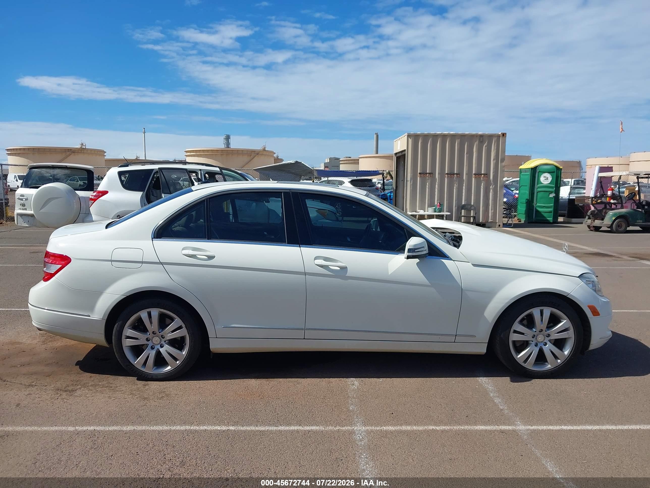2010 MERCEDES-BENZ C 300 C300