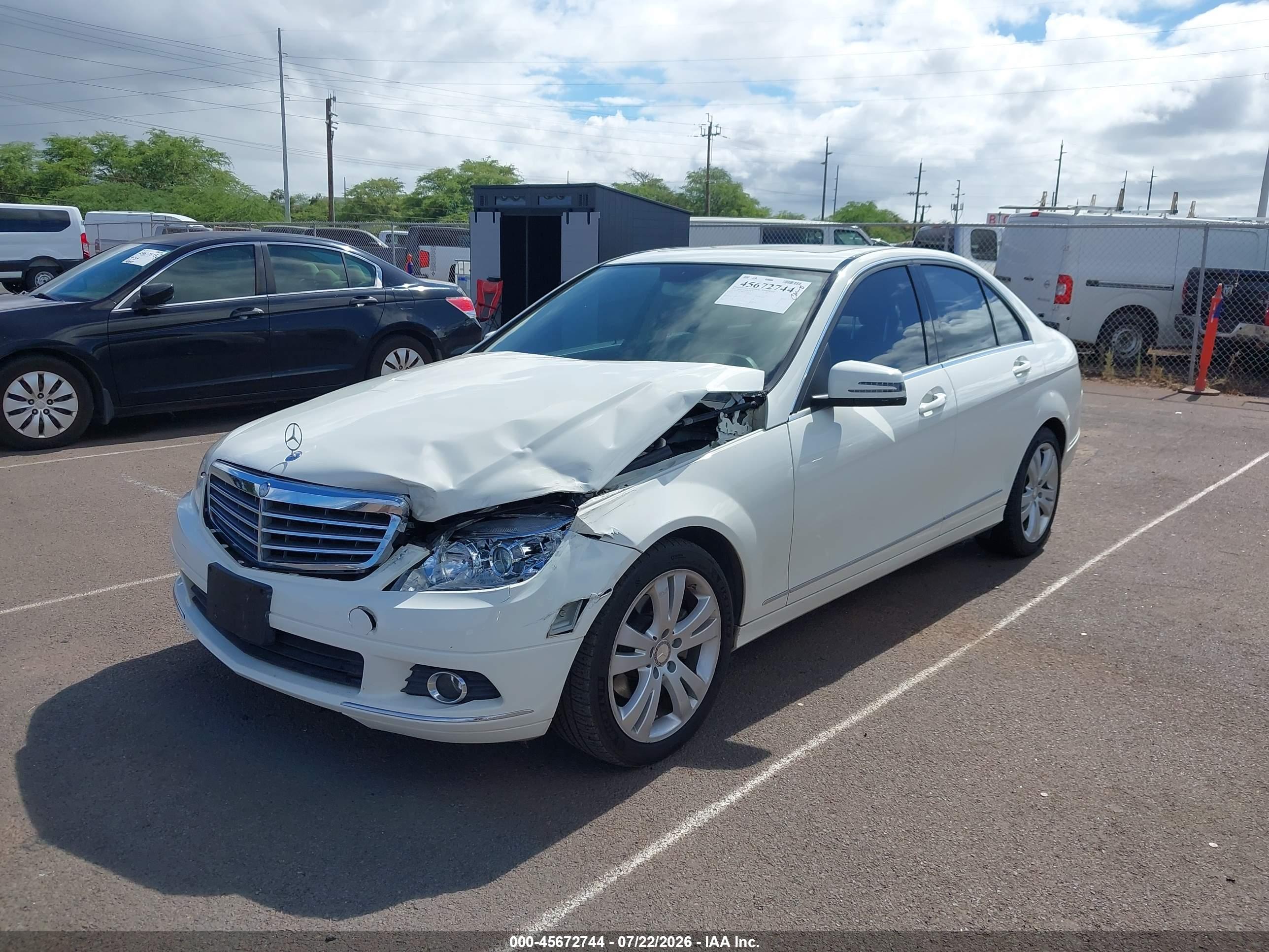 2010 MERCEDES-BENZ C 300 C300