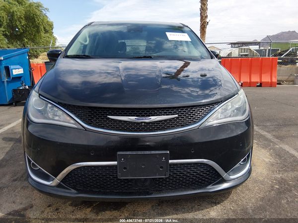 2020 CHRYSLER PACIFICA TOURING — I115