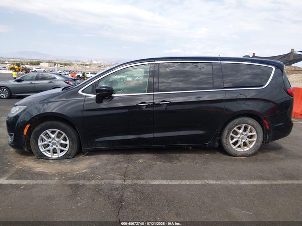 2020 CHRYSLER PACIFICA TOURING — I117