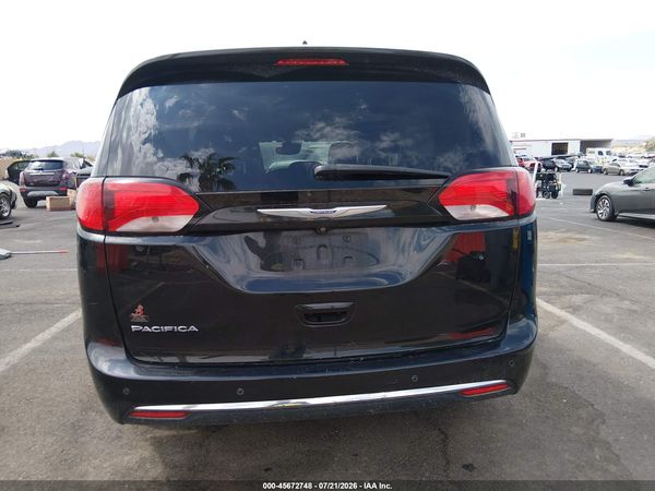 2020 CHRYSLER PACIFICA TOURING — I119