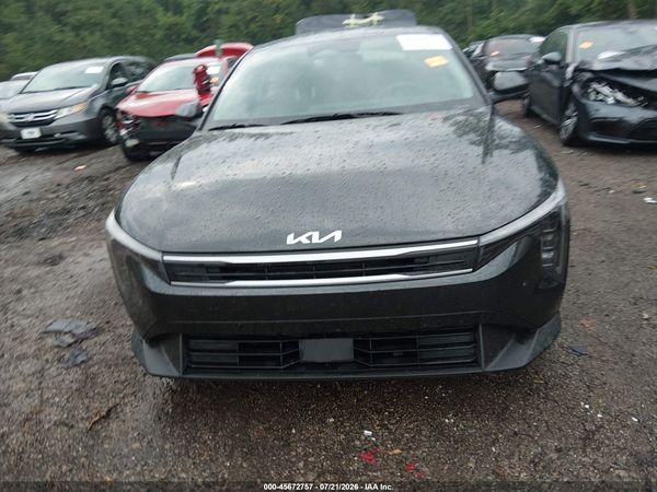 2026 KIA K4 LX
