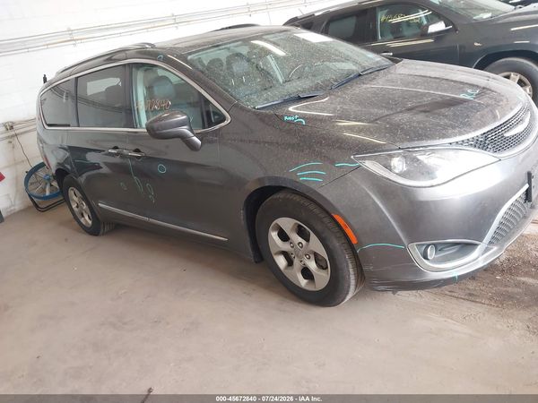 2017 CHRYSLER PACIFICA TOURING-L PLUS — I1