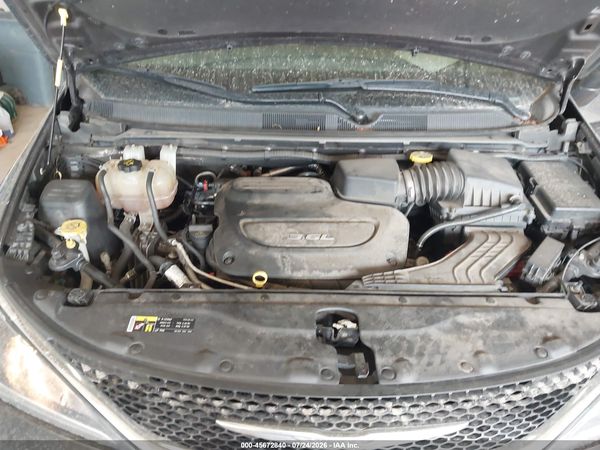 2017 CHRYSLER PACIFICA TOURING-L PLUS — I10