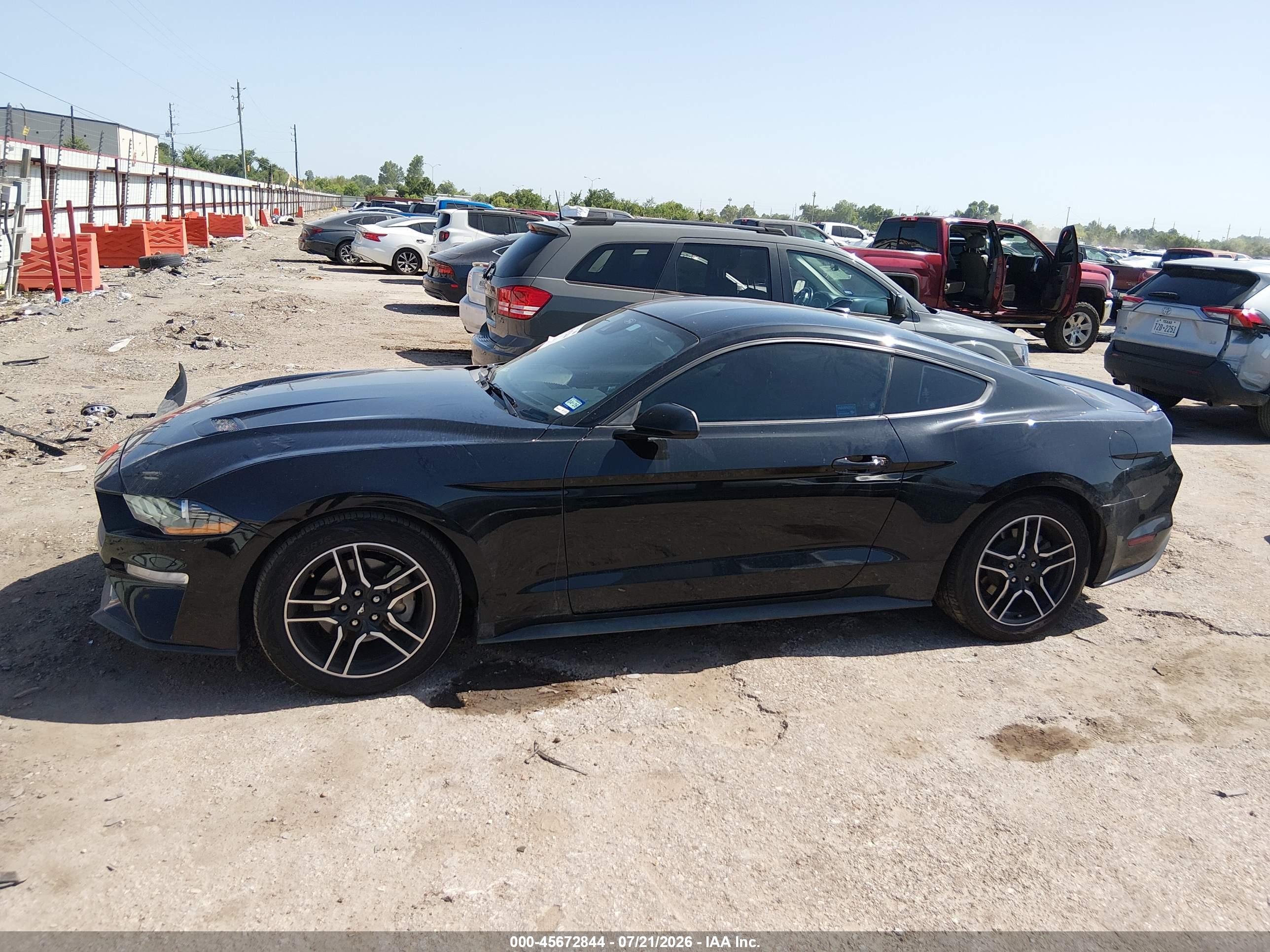 2022 FORD MUSTANG