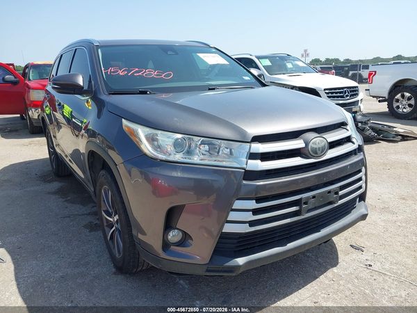 2018 TOYOTA HIGHLANDER XLE