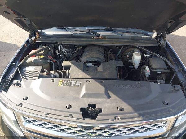 2019 CHEVROLET SUBURBAN LT — I10