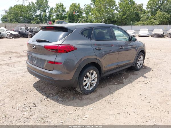 2020 HYUNDAI TUCSON SE