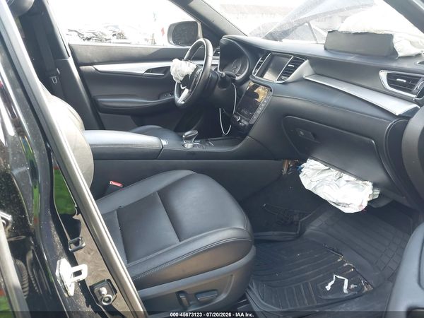 2021 INFINITI QX50 LUXE