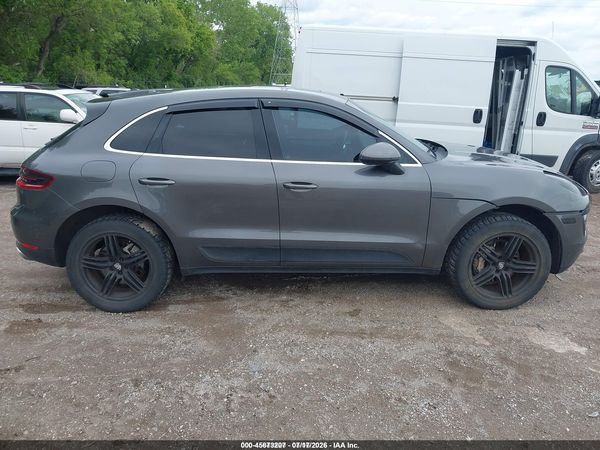 2015 PORSCHE MACAN S