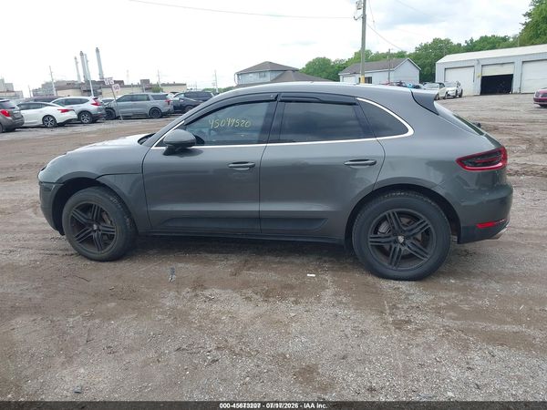 2015 PORSCHE MACAN S