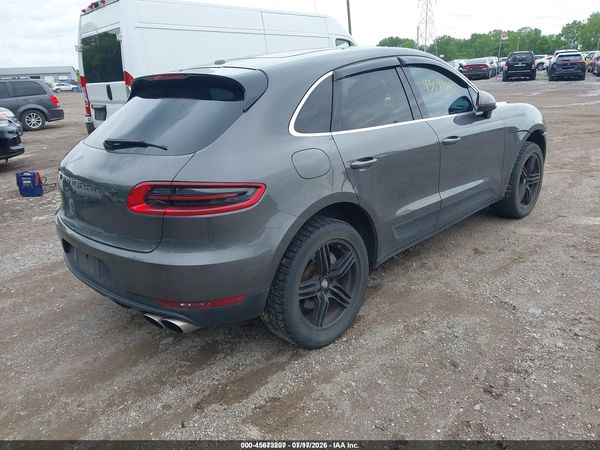 2015 PORSCHE MACAN S
