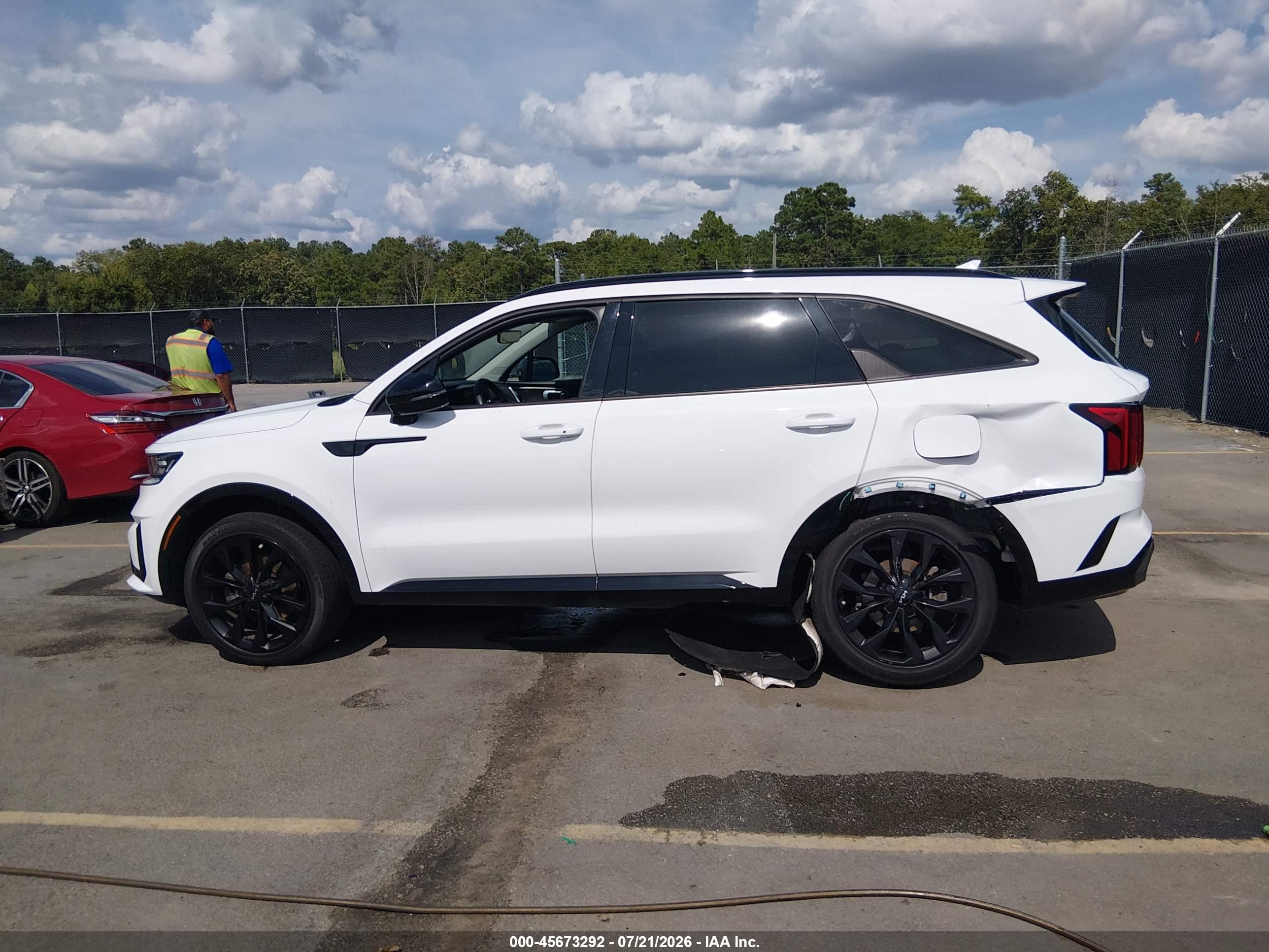 2023 KIA SORENTO SX