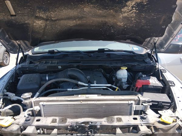 2019 RAM 1500 CLASSIC WARLOCK  4X4 6'4 BOX