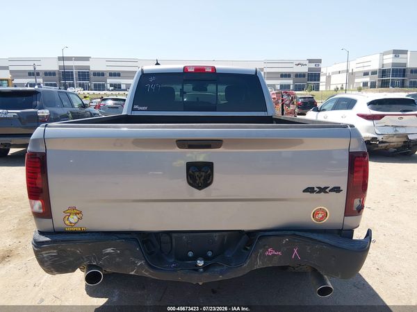 2019 RAM 1500 CLASSIC WARLOCK  4X4 6'4 BOX