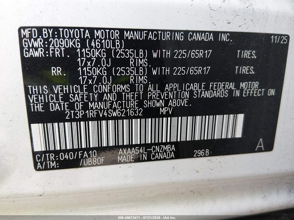 2025 TOYOTA RAV4 XLE