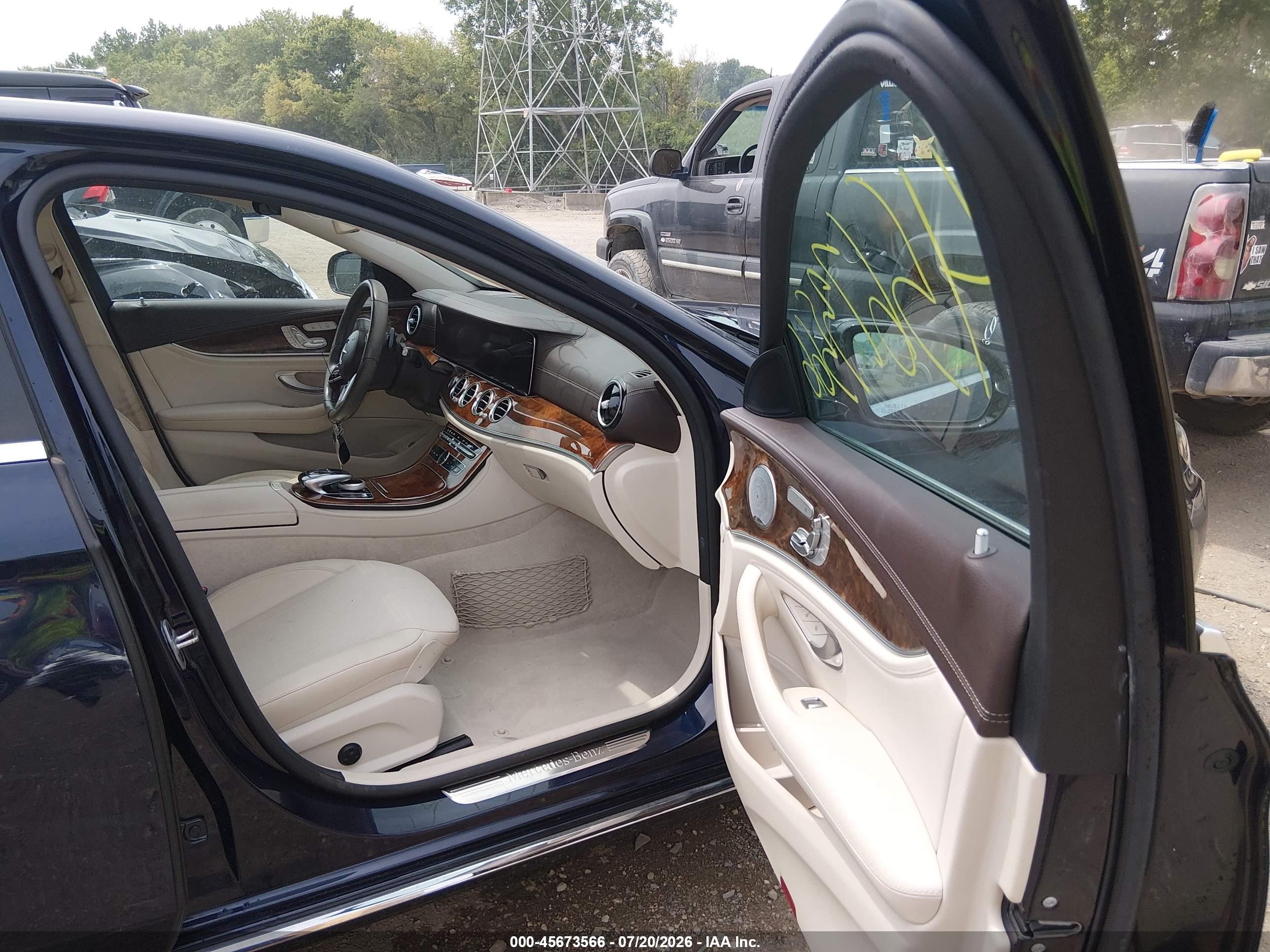 2019 MERCEDES-BENZ E 300 4MATIC