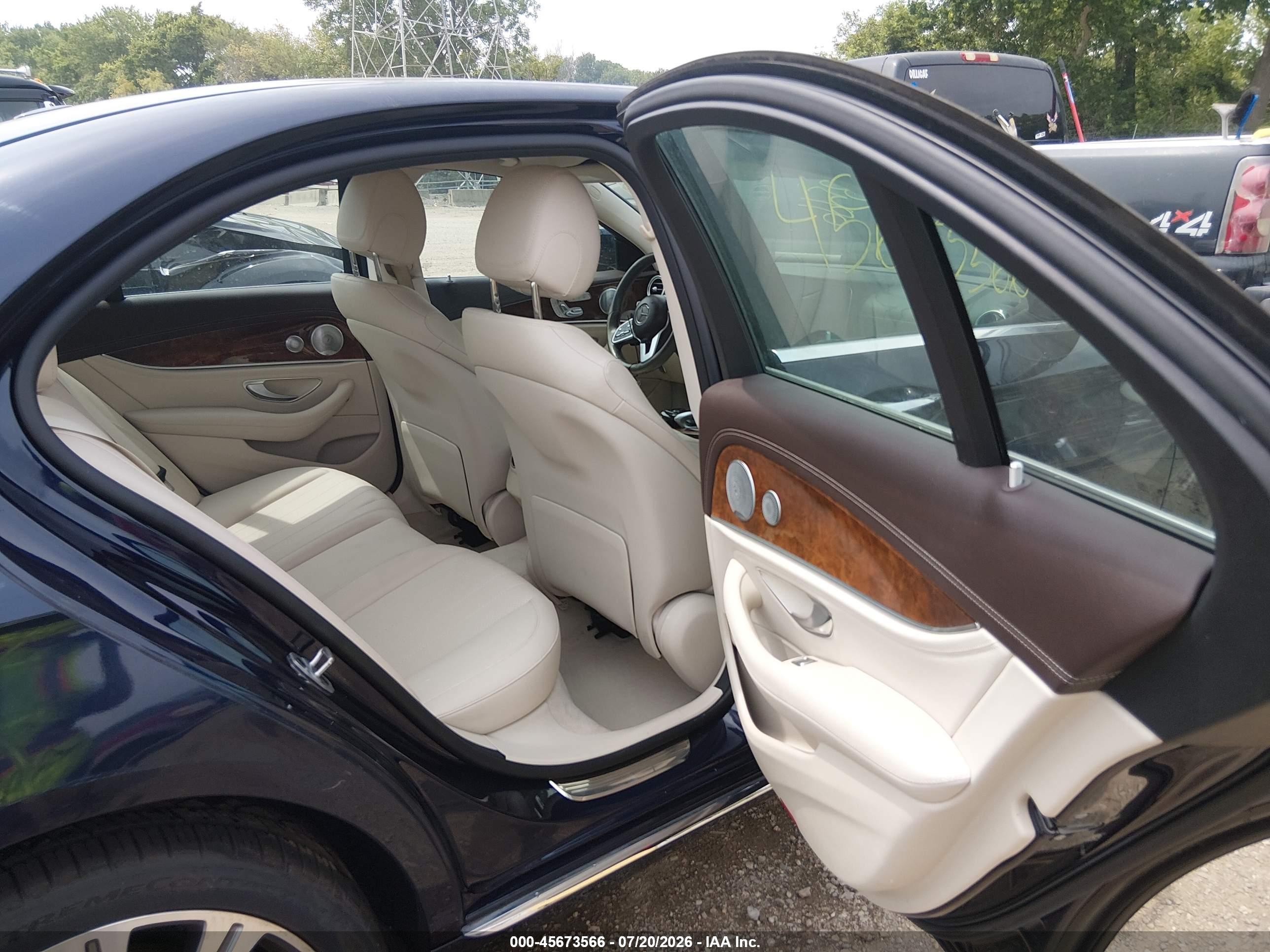 2019 MERCEDES-BENZ E 300 4MATIC