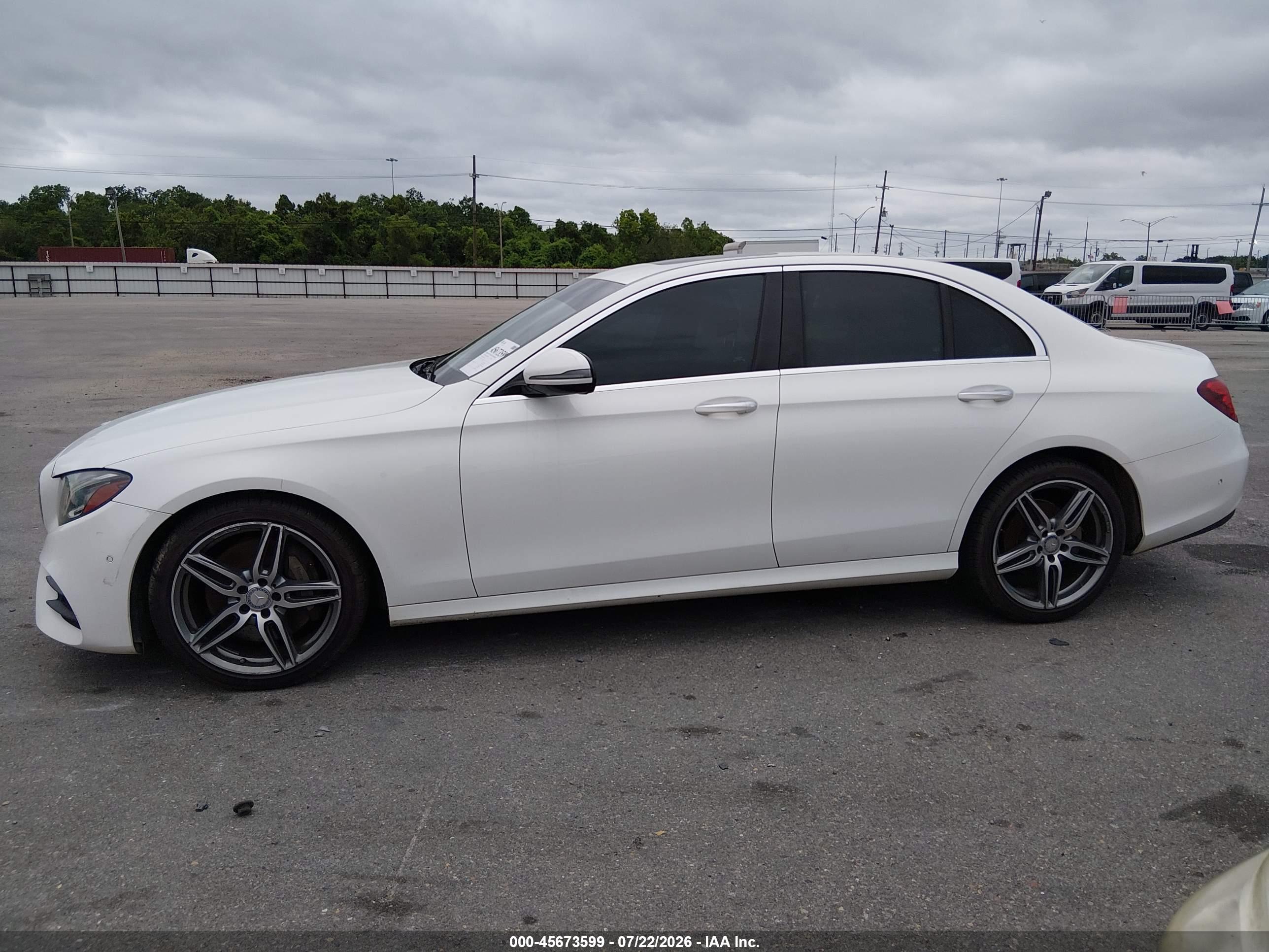 2017 MERCEDES-BENZ E 300 E300