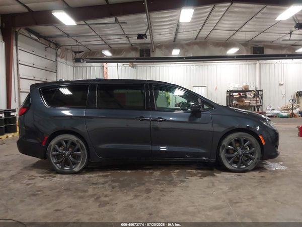2019 CHRYSLER PACIFICA TOURING PLUS — I116