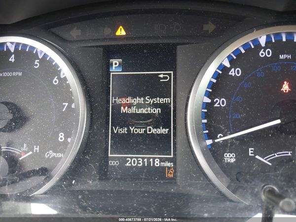 2018 TOYOTA HIGHLANDER LE