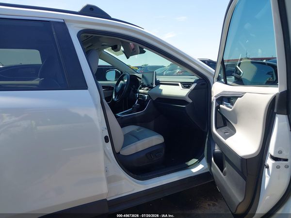 2022 TOYOTA RAV4 LIMITED