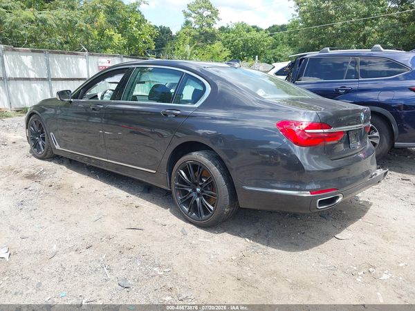 2017 BMW 740I — I3