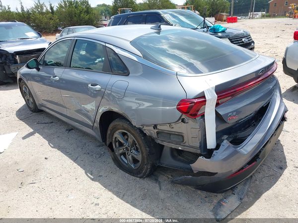 2021 KIA K5 LX